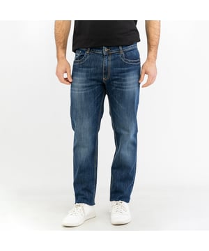 Bringen Sie Ihren Charakter mit Hosen von BIKKEMBERGS zum Ausdruck: klare Linien, präziser Schnitt und ein urbaner Touch, der den Unterschied macht.