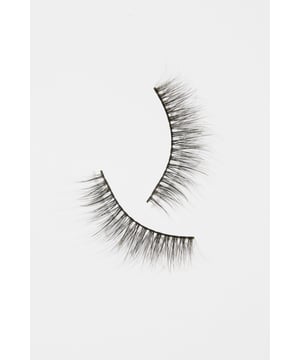 Be your own icon with Bettie Page Beauty. Flutter on by with our luxe quality synthetic lashes. These vegan friendly eyelashes have a fine black cotton band and come with an EU/FDA approved tube of adhesive. The perfect finishing touch to your pinup look! We recommend doing a skin patch test prior to using our glue. Apply a thin layer behind the ear and monitor over 24 hours before using this product. Our adhesive is for external use only.




Fluttery False Eyelashes
Vegan friendly
Fine black cotton band
EU/FDA approved tube of adhesive