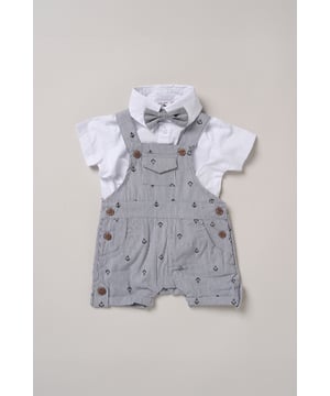 Dress your little one in style with this adorable bodysuit shirt and dungarees set by Little Gent. Complete with a charming bowtie, this outfit is perfect for any occasion. Designed with playful charm and practicality in mind, it’s an ideal choice to keep your little one looking dapper all day long.