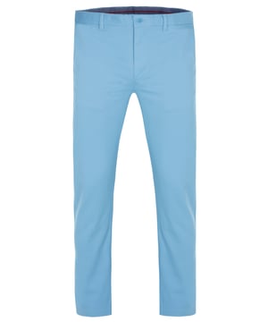 96% katoen, 4% elastaan; Tommy Hilfiger DENTON-broek; Model: MW0MW25964 .CYW; Hoogwaardige afwerking; Zachte katoenmix, stretch; 50% gerecycled katoen; Twee steekzakken aan de voorkant, twee zakken met twee knopen aan de achterkant; Sluiting: knoop, rits; Riemlussen; Tommy Hilfiger-logodetails