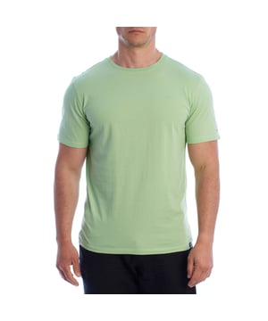 Una camiseta básica de manga corta para hombres de Inmyhood, diseñada para el uso diario. Su diseño limpio y minimalista la convierte en un básico imprescindible en el armario. Es fácil de combinar con jeans, pantalones de chándal o incluso debajo de una chaqueta para un look más pulido.

Detalles:
- Corte recto y ajuste clásico.
- Cuello redondo reforzado.
- Logo de la marca en relieve en el pecho.
- Serigrafía “INMYHOOD ITALIA” en la manga.
- Etiqueta tejida en la parte inferior con el símbolo característico de la marca.
- Tejido de algodón suave y duradero.
- Costuras bien definidas.

Esta camiseta para hombres de Inmyhood es mucho más que una pieza básica: es una apuesta segura para quienes valoran la comodidad sin sacrificar el estilo. Gracias a su diseño limpio y bien construido, se adapta perfectamente a cualquier rutina, desde un look casual diario hasta un conjunto más pulido. Su tejido cómodo, atención al detalle y la sutil firma de la marca proporcionan ese equilibrio ideal entre simplicidad y presencia. Una camiseta de manga corta para hombres que se adapta a ti y a tu ritmo, diseñada para durar temporada tras temporada.
Composición: 100% algodón
Cuidado:
Lavado a máquina a 30°C.
No usar blanqueador ni secadora.
Planchar a baja temperatura del revés.