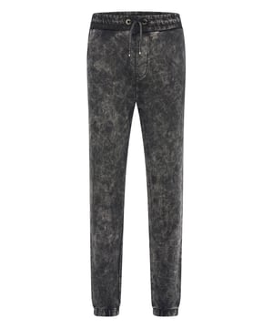 Rusty Neal Herren Jogging-Hose

Größe: Frei wählbar
Zustand: Neu, mit Etikett
Passform: Regular Fit
Material: 100% Baumwolle
Gewicht: 500 gr
Herstellungsland: Türkei

ZUFRIEDENHEITSGARANTIE: Bei uns kaufen Sie ohne Risiko, da wir unbegründete Rückgaben akzeptieren und zeitlich die Rückzahlung Erstatten. Unsere Firmenphilosophie lautet nach wie vor: "Der Kunde ist König" unser Anliegen ist es zu jeder Zeit den bestmöglichen Service zu bieten mit Firmensitz: Deutschland
HERSTELLUNG/PRODUKTION: Als Gründer wie auch Hersteller, Designen und Produzieren wir unsere Produkte als Familienunternehmen von A-Z autonom, daher können wir Qualität garantieren wie auch ein optimales Preis-Leistungs-Verhältnis. Hergestelltunter fairen Arbeitsbedingungen mithochwertigen Materialienwelche schonend verarbeitet wurden (kein Chemiegeruch). Zeitloses Design aus dem Herkunftsland: Türkei
PASSFORM: Angefertigt aus qualitativ hochwertiger wie auch anschmiegsamer Baumwollmischung, garantiert diese Jogginghose einen absolut bequemen Sitz mit Wohlfühlfaktor. Unser Model trägt bei einer Körpergröße von 1,85 m und einem Gewicht über 80kg die Größe: M (Medium). An den Europäischen Markt angepasst bieten wir diese Jogginghose in folgender Passform an: Regular Fit
ANLASS: Ob Frühling/ Sommer oder Herbst/ Winter diese Jeans ist als Allrounder stets angenehm zu tragen, kein kratzen durch hochwertige Materialien und Verarbeitung, das zeitlose und doch Moderne Design garantiert einen Stilvollen Auftritt, ob im Fitness-Studio oder im Park beim Joggen wie auch Casual am Nachmittag oder als tolles Akzent auf Partys oder anderen Veranstaltungen.
KOMBINIERMÖGLICHKEITEN: Diese Jogginghose kann in unterschiedlichsten Styles mit folgenden Produkten kombiniert werden: T-Shirt, Longsleeves, Tanktops, Sweater, Sweatshirts wie auch Hoodies, Winter-Jacken, Übergangs-Jacke, Stepp-Jacke, Daunen-Jacken, uvm.
MASCHINENWÄSCHE: Durch die hochwertige Verarbeitung der Materialien treten nach der Wäsche keine Farbverluste auf, auch das Einlaufen der Jogginghose ist kein Thema mehr!
UNSER VERSPRECHEN: Qualität die sich auch nach unzähligen Waschgängen gewaschen hat!

GPSR: Herstellerinformationen: Zu den Herstellungsinformationen gehören die Adresse und zugehörige Informationen des Herstellers des Produkts:
Rocas GmbH, Weseler Str. 115, 47608 Geldern, NRW, Deutschland, info@rustyneal.com

GPSR: Verantwortliche Person für die EU: In der EU ansässiger Wirtschaftsbeteiligter, der sicherstellt, dass das Produkt den erforderlichen Vorschriften entspricht:
Rocas GmbH, Weseler Str. 115, 47608 Geldern, NRW, Deutschland, info@rustyneal.com