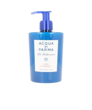 Con su fórmula de rápida penetración, esta loción presenta notas frescas de Fico di Amalfi Blu Mediterraneo, resultando sencilla y placentera de aplicar, y proporcionando una hidratación profunda a la piel. La combinación de glicerol y manteca de karité actúa para cuidar la piel seca por medio de sus propiedades suavizantes. Utilízala con frecuencia y deja que tus sentidos se transporten a la impresionante costa amalfitana, con su mar azul vibrante y sus encantadoras colinas llenas de higueras.