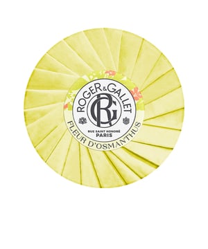 FLEUR DOSMANTHUS von Roger & Gallet bietet eine exquisite Seifenduo mit drei duftenden Seifenstücken. Diese sind sorgfältig mit dem betörenden Aroma von FLEUR DOSMANTHUS angereichert. Die bewährte Rezeptur bietet ideale Pflege für die Haut, insbesondere für die Hände. Bei Berührung mit Wasser entwickelt sich die besondere Konsistenz der Seifen zu einem feinen, wohltuenden Schaum. Ihre Duftnoten, einschließlich Orange, Mandarine, Osmanthus, Neroli, Tonkabohne und Patschuli, verleihen der Haut eine köstliche Note und intensivieren gleichzeitig das Erlebnis des gleichnamigen Parfums. Diese Kombination schafft eine außergewöhnliche Sinneserfahrung für die tägliche Hautpflege. Frei von Parabenen, Silikonen und Mineralölen.