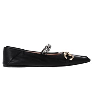 VINTAGE, RRP AS NEW
Classic meets contemporary in the Gucci Deva ballerina flats — a poised reinvention of the timeless silhouette. Crafted in smooth black leather, they feature the iconic gold-tone Horsebit hardware at the toe, contrasted with a bold silver-tone chain strap for a touch of modern edge. The sharply pointed toe adds an architectural finish, making them the perfect balance of polish and attitude.


Gucci Deva Horsebit Chain Ballerina Flats in Black Leather
Condition: good
Signs of wear: Minor markings, Lightly used but very well maintained. Minor mark at soles & creasing, light scuffing at the soles and heels. Scuffed on toes
Packaging: None
Color: black
Material: Leather | leather
Size: EU | 39
Measurements: Insole length: 250
SKU: NAPPUITSH466366W