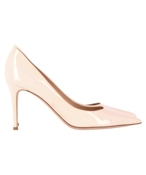 VINTAGE, RRP AS NEW
Sleek, sophisticated, and endlessly versatile — the Gianvito 85 pumps are a signature of timeless elegance. Expertly handcrafted in Italy from glossy cream patent leather, they feature a sharply pointed toe and a refined 85mm stiletto heel that elongates the leg with graceful poise. A staple in any elevated wardrobe, this iconic silhouette is the embodiment of modern femininity.


with Box, Dust bag

Gianvito Rossi Gianvito 85 Pumps in Cream Patent Leather
Condition: Very good
Signs of wear: Include Box., Minor markings, Lightly used but very well maintained. Minor mark at soles & creasing, light scuffing at the soles and heels.
Packaging: Box, Dust bag
Color: Cream
Material: Leather | Patent leather
Size: EU | 39
Measurements: Heel height: 90; Insole length: 290
SKU: NAPPUGBSH466587W