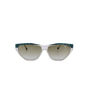VINTAGE, UVP WIE NEU  
Flight of the Harpies: Vintage Yves Saint Laurent Sonnenbrille. Tauchen Sie ein in die goldene Ära des Glams mit diesen Vintage Yves Saint Laurent HARPIES Sonnenbrillen, einem seltenen Relikt aus den späten 70er bis frühen 80er Jahren - einer Zeit, in der Mode unverfroren mit Kühnheit und Mystik flirtete. Dieses Paar fühlt sich an, als wäre es direkt von einem Riviera-Urlaub oder einer Pariser Dachterrassen-Soirée gereist. Das skulpturale grüne und klare Gestell strahlt eine Art Retro-Futurismus aus, ausgewogen mit einer Sanftheit, die das Gesicht mühelos schmeichelt und umrahmt. An jedem Bügel glänzt die unverkennbare goldene Unterschrift YVES SAINT LAURENT wie Schmuck - subtil, aber ikonisch. Dieses spezielle Modell, HARPIES 60/13 - 712 - 140, ist der Traum eines Sammlers und flüstert von Hochmode-Archiven und redaktionellen Shootings längst vergangener Zeiten. Mit einem verlaufenden grau-grünen Glas, das 100% UV-Schutz bietet, sind diese Sonnenbrillen nicht nur stylisch - sie sind funktionaler Schutz für sonnige Nachmittage und elegante Ausflüge. Ob Sie sie tragen oder zur Schau stellen, die HARPIES sind ein wahres Symbol des Vintage-Prestiges - der Beweis, dass zeitloser Stil niemals verblasst, sondern nur seltener wird.  
Zustandsbewertung: A - AUSGEZEICHNET  
Zustandsdetails: Sanft gebraucht. Gläser und Rahmen in ausgezeichnetem Zustand. Bitte prüfen Sie die Bilder sorgfältig. Einige zeigen Pfeile, die offensichtliche Mängel anzeigen. Bitte fragen Sie, wenn Sie weitere Details wissen möchten oder Zweifel haben.  
Brillen maximale Breite: 140mm  
Brillen Bügel: 140mm  
Brillen maximale Glasbreite: 60mm  
Brillen maximale Glashöhe: 42mm  
Brillen Stegbreite: 13mm  
Maßnahmen: Breite: 140 mm, Höhe: 42 mm