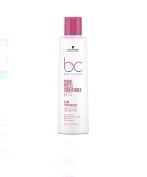 Der BC COLOR FREEZE Conditioner von SCHWARZKOPF ist speziell für coloriertes Haar entwickelt worden. Er bietet zahlreiche Vorteile: Die Spülung sorgt für eine außergewöhnliche Weichheit und schützt die Haarfarbe, sodass ein Verlust oder eine Veränderung der Nuance minimiert wird. Zudem hilft sie, unerwünschte warme Töne, die oft bei blonden Haaren auftreten, zu neutralisieren und verleiht dem Haar einen kühlen, aschigen Schimmer. Nach der Anwendung fühlt sich das Haar kraftvoll, geschmeidig und glänzend an, erhält eine umfassende Revitalisierung und strahlt in lebendigen Farben.
