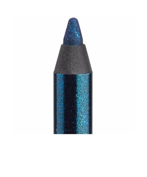 DESATA TU MIRADA Y CONVIERTE A TUS OJOS EN EL CENTRO DE ATENCIÓN DURANTE 24 HORAS  Los lápices de ojos 24/7 Glide-On Eye Pencils son productos veganos ideales para definir y resaltar tu mirada. Su textura cremosa, altamente pigmentada y de larga duración se desliza con facilidad sobre el párpado, manteniendo su cremosidad durante 60 segundos. Esto te permite difuminar y mezclar colores de manera rápida y sencilla. Una vez transcurrido este tiempo, su fórmula se fija, permaneciendo impermeable y resistiendo hasta 24 horas. Además, están enriquecidos con ingredientes hidratantes como el aceite de jojoba, que ayuda a combatir los signos del envejecimiento, el aceite de semilla de algodón que nutre y mejora la elasticidad de la piel, y la vitamina E que contribuye a prevenir la aparición de finas líneas de expresión.