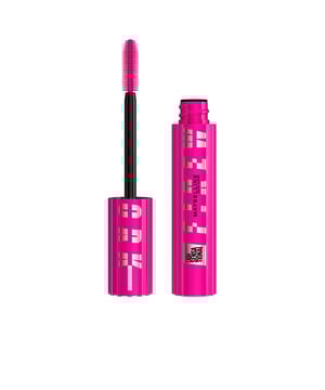 La máscara de pestañas LASH SENSATIONAL FIREWORKS de MAYBELLINE es la solución perfecta para dar un efecto espectacular a tus ojos. Diseñada para extender cada pestaña en un giro de 360 grados, esta innovadora fórmula las alarga de forma individual, lo que resulta en una mirada más impactante de inmediato. Su cepillo de tecnología avanzada, que actúa como una hélice, brinda tanto volumen como longitud, simulando el esplendor de los fuegos artificiales y levantando las pestañas hacia arriba para conseguir un efecto envolvente. Además, la máscara Lash Sensational Firework de Maybelline New York asegura que tus pestañas se mantengan perfectamente separadas desde la raíz hasta las puntas, evitando cualquier tipo de grumos.