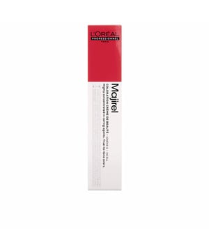 Die MAJIREL Ionène G Creme Coloration #5,32 von LOréal Expert Professionnel bietet eine professionelle, langanhaltende Färbung mit ausgezeichneter Deckkraft. Diese permanente Haarfarbe umfasst eine breite Palette an Nuancen, die es leicht machen, den gewünschten Farbton zu finden, ganz gleich, ob man aufhellen oder abdunkeln möchte. Sie gewährleistet eine vollständige Abdeckung von grauen Haaren und ermöglicht es, bis zu drei Nuancen heller oder dunkler zu färben. Bereits nach 35 Minuten Anwendung erhält das Haar eine strahlende Farbe, während es durch die schonende Formel weiterhin glänzend und geschmeidig bleibt.