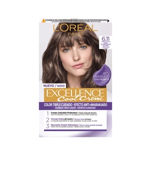 Die Haarfarbe EXCELLENCE COOL von LORÉAL PARIS präsentiert eine Auswahl von fünf verschiedenen Nuancen, ideal für alle, die eine präzise Farbabstimmung und vollständige Grauabdeckung wünschen. Als führende Marke in der Haarfärbung verwendet sie erstmals die innovative Violett-Technologie in ihrem gesamten Pflegeprozess, um ein hochwertiges Ergebnis ohne ungewollte orangefarbene Untertöne zu liefern. Der orangefarbene Effekt wird dabei effektiv neutralisiert. Zudem sorgt die Formel dafür, dass das Haar während und nach dem Färbeprozess geschützt bleibt, und garantiert eine 100 %ige Abdeckung von grauen Haaren.