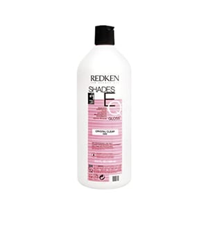 SHADES EQ Gloss von Redken bietet eine schonende und anregende Färbung für Ihr Haar. Die spezielle Formel mit einem sauren pH-Wert kommt ganz ohne Ammoniak aus und beinhaltet ein Protein-Komplex, der hilft, die Haarkutikula zu reparieren, zu stärken und zu versiegeln. Diese pflegende Farbe, die Farbstoffe und Oxidationsmittel vereint, ermöglicht es Ihnen, Ihr Haar zu nuancieren sowie zu beleben und zu korrigieren.