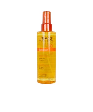 BARIÉSUN Aceite Seco SPF30+ de URIAGE combina un avanzado complejo de filtros solares y las propiedades del Agua Termal de Uriage, ofreciendo una protección efectiva para la piel y ayudando a prevenir el daño celular causado por los rayos UVA y UVB. Este aceite seco proporciona un acabado satinado e ilumina el bronceado gracias a su textura ligera y no grasa. Además, puede aplicarse en el cabello, protegiéndolo de la sequedad y preservando su belleza natural.  Protección UV: su fórmula con filtros de alto rendimiento garantiza una excelente defensa contra los rayos UVA y UVB, así como contra los radicales libres.   Optimización de la fotoprotección: la patente [BARIESUN] crea una barrera protectora en la piel que ayuda a limitar la penetración de los filtros UV en la epidermis, maximizando así la fotoprotección.  Prevención de la sequedad: enriquecido con Aquaspongines y Agua Termal de Uriage, este aceite ofrece una intensa hidratación y posee propiedades antioxidantes.  ENFOQUE ECOLÓGICO Compromiso con el medio ambiente: se han realizado investigaciones sobre el impacto de Bariésun en el arrecife de coral y el plancton marino, en colaboración con centros de investigación de Francia y Nueva Caledonia, para asegurar la seguridad de estos productos en los océanos. Bariésun cuida tanto los corales como los ecosistemas marinos.   Los Laboratorios Dermatológicos Uriage también forman parte del 1% for the Planet, un compromiso ético que apoya a ONG dedicadas a la protección del medio ambiente, donando el 1% de las ganancias globales de Bariésun.
