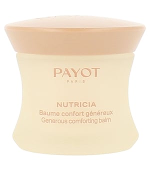 El Baume Super Réconfortant de PAYOT dentro de la línea NUTRICIA ofrece un tratamiento nutritivo y reestructurante ideal para pieles muy secas, destacando entre sus componentes el aceite de coco. Este bálsamo facial está diseñado para aportar una nutrición profunda, además de reparar y proteger la piel contra la sequedad, aliviando dicha sensación de incomodidad. Se presenta como una solución versátil que puede ser utilizada tanto en el día como en la noche, convirtiéndose en un aliado esencial durante los meses más fríos. La fórmula proporciona un alivio inmediato, reduciendo la sensación de tirantez y enrojecimiento de la piel. Su textura única se funde de manera suave al contacto, dejando una sensación sedosa sin un acabado graso. Entre sus múltiples beneficios se encuentran: una intensa nutrición para la dermis, un confort total y una reparación eficaz para las pieles más vulnerables.