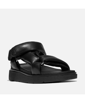 Comfortabele wandelsandalen geïnspireerd door hikers, met een premium zacht nappa leren bovenwerk, ontworpen voor ondersteuning gedurende de hele dag. Voorzien van een verstelbare klittenbandsluiting voor een veilige pasvorm en een ultra-gedempte Microwobbleboard™ middenzool voor drukverdeling en schokabsorptie. De slipvaste rubberen zool biedt betrouwbare grip op landelijke paden en lichte trails. APMA* Keurmerk van Acceptatie, voor schoeisel dat wordt bevonden goede gezondheid van de voeten te bevorderen.