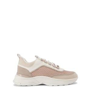 This KG Kurt Geiger Cream Link sneaker features a pink knitted upper with baby pink microsuede toe. There are tubular laces at the front and gold KG Kurt Geiger pin stud.