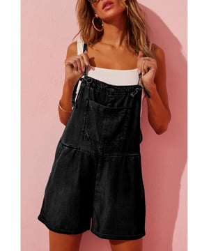 Nuestros estilos están diseñados con un look ajustado y a la moda, siguiendo un estándar de talla internacional. Para el mejor ajuste, sugerimos elegir una talla más de la que normalmente uses. ¡Asegúrate de revisar nuestra tabla de tallas para encontrar tu combinación perfecta!  
  Silueta de peto elegante y única  
  Tirantes ajustables para un ajuste personalizable  
  Ajuste casual con bolsillos convenientes  
  Acabado de borde doblado chic  
  Hecho de un tejido de mezclilla duradero y elástico de alta calidad  
  Perfecto para salidas informales, uso diario y trabajo  
Material: 70% Lyocell, 20% Poliéster, 9% Viscosa, 1% Elastano