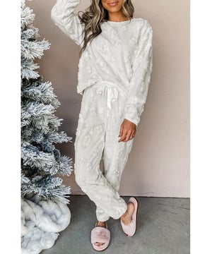 Unsere Styles sind mit einem trendigen, taillierten Look entworfen, der einem internationalen Größenstandard folgt. Für die beste Passform empfehlen wir, eine Größe größer als gewohnt zu wählen. Vergessen Sie nicht, unsere Größentabelle zu konsultieren, um Ihre perfekte Größe zu finden!  
Strukturiertes Leopardenmuster  
Helles Graues  
Lässiger Schnitt  
Weiches und warmes Fleece-Material  
Ideal zum Entspannen zu Hause oder für Besorgungen  
Erhältlich in den Größen S, M, L, XL