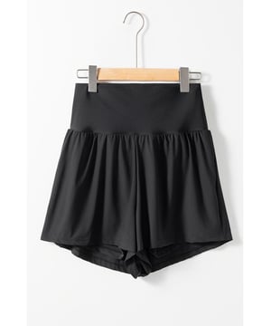 Our styles are designed with a trendy fitted look in mind following an international size standard. For the best fit we suggest choosing one size up from your usual. Be sure to check our sizing chart to find your perfect match!
  Solid color for a sleek and versatile look
  Invisible pocket for convenient and secure storage
  Wide waistband provides both comfort and style
  Quick
  dry fabric ensures a comfortable and practical experience
  High elasticity for a perfect fit
Material: 75% Polyamide 25% Elastane