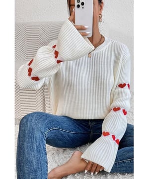 Our styles are designed with a trendy fitted look in mind following an international size standard. For the best fit we suggest choosing one size up from your usual. Be sure to check our sizing chart to find your perfect match!
  Bell sleeves with heart pattern
  Made with high
  quality knit fabric
  Round neck
  Loose fit
  Suitable for daily wear Valentines Day and holidays
Material: 100% Acrylic