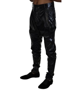 Absolutamente impresionante 100% autentico completamente nuevo con etiquetas.
  Coleccion exclusiva MainLine de Dolce & Gabbana.
  Modelo: Pantalones.
  Color: Negro.
  Material: 100% nailon.
  Cierre de cremallera y boton.
  Detalles del logotipo.
  Hecho e.