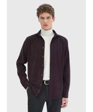 Ramsey-Anzüge sind ein Muss für moderne Männer und vereinen Stil und Selbstbewusstsein für Alltag und Beruf. Gefertigt aus hochwertigen Stoffen