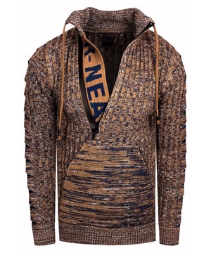 Rusty Neal gebreide trui voor heren
 
Pasvorm: Casual pasvorm
Materiaal: 75% polyacryl, 25% katoen
Gewicht: 600 g
Land van herkomst: Turkije
Weefsel: Grof gebreid
Kraagvorm: Opstaande kraag met rits
 
TEVREDENHEIDSGARANTIE: U kunt bij ons zonder risico kopen, wij accepteren retourzendingen zonder opgaaf van reden en storten uw geld binnen de kortst mogelijke termijn terug. Onze bedrijfsfilosofie is nog steeds: "De klant is koning". Ons doel is om te allen tijde de best mogelijke service te bieden, met het hoofdkantoor in Duitsland.
PRODUCTIE: Als oprichter en fabrikant ontwerpen en produceren wij onze producten autonoom van A tot Z als familiebedrijf. Hierdoor kunnen wij kwaliteit en een optimale prijs-kwaliteitverhouding garanderen. Gefabriceerd onder eerlijke arbeidsomstandigheden met hoogwaardige materialen die zorgvuldig zijn verwerkt (geen chemische geur). Tijdloos design uit het land van herkomst: Turkije
PASVORM: Deze trui is gemaakt van een hoogwaardige en knuffelbare katoenmix en staat garant voor een absoluut comfortabel gevoel met een feel-goodfactor. Ons model is 1,85 m lang, weegt ruim 80 kg en draagt ​​maat M (medium). Aangepast aan de Europese markt, bieden wij deze trui aan in de volgende pasvorm: Casual Fit
GELEGENHEID: Deze gebreide trui is heerlijk warm en comfortabel om te dragen in het koude seizoen. Dankzij de hoogwaardige materialen en afwerking KRASSEN er GEEN ENKELE KRASSEN. Het tijdloze maar toch moderne ontwerp garandeert een stijlvolle verschijning, zowel op kantoor of tijdens zakelijke bijeenkomsten als casual in de middag of als een geweldig accent op feesten of andere evenementen.
MACHINEWASBAAR: Dankzij de hoogwaardige verwerking van de materialen is er geen sprake van kleurverlies na het wassen en krimpt de trui niet meer! Kwaliteit die de tand des tijds doorstaat, zelfs na talloze wasbeurten!