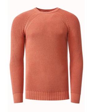 Rusty Neal Herren Strick-Pullover
 
Passform: Slim Fit
Material: 50% Polyacryl, 50% Baumwolle
Gewicht: 500 gr
Herstellungsland: Türkei
Webart: Grobstrick
Kragenform: Rundhals
 
ZUFRIEDENHEITSGARANTIE: Bei uns kaufen Sie ohne Risiko, da wir unbegründete Rückgaben akzeptieren und zeitlich die Rückzahlung Erstatten. Unsere Firmenphilosophie lautet nach wie vor: "Der Kunde ist König" unser Anliegen ist es zu jeder Zeit den bestmöglichen Service zu bieten mit Firmensitz: Deutschland
HERSTELLUNG/PRODUKTION: Als Gründer wie auch Hersteller, Designen und Produzieren wir unsere Produkte als Familienunternehmen von A-Z autonom, daher können wir Qualität garantieren wie auch ein optimales Preis-Leistungs-Verhältnis. Hergestellt unter fairen Arbeitsbedingungen mit hochwertigen Materialien welche schonend verarbeitet wurden (kein Chemiegeruch). Zeitloses Design aus dem Herkunftsland: Türkei
PASSFORM: Angefertigt aus qualitativ hochwertiger wie auch anschmiegsamer Baumwollmischung, garantiert dieser Pullover einen absolut bequemen Sitz mit Wohlfühlfaktor. Unser Model trägt bei einer Körpergröße von 1,85 m und einem Gewicht über 80 kg die Größe: M (Medium). An den Europäischen Markt angepasst bieten wir diesen Pullover in folgender Passform an: Slim Fit
ANLASS: Für die kalte Jahreszeit ist dieser Strickpullover sehr warm und bequem zu tragen, KEIN KRATZEN durch hochwertige Materialien und Verarbeitung, das zeitlose und doch Moderne Design garantiert einen Stilvollen Auftritt, ob im Büro oder Business Meetings wie auch Casual am Nachmittag oder als toller Akzent auf Partys oder anderen Veranstaltungen.
MASCHINENWÄSCHE: Durch die hochwertige Verarbeitung der Materialien treten nach der Wäsche keine Farbverluste auf, auch das Einlaufen des Pullovers ist kein Thema mehr! Qualität die sich auch nach unzähligen Waschgängen gewaschen hat!
 