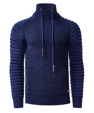 Rusty Neal Herren Strick-Pullover
 
Passform: Regular Fit
Material: 50% Polyacryl, 50% Baumwolle
Gewicht: 600 gr
Herstellungsland: Türkei
Webart: Grobstrick
Kragenform: Stehkragen
 
ZUFRIEDENHEITSGARANTIE: Bei uns kaufen Sie ohne Risiko, da wir unbegründete Rückgaben akzeptieren und zeitlich die Rückzahlung Erstatten. Unsere Firmenphilosophie lautet nach wie vor: "Der Kunde ist König" unser Anliegen ist es zu jeder Zeit den bestmöglichen Service zu bieten mit Firmensitz: Deutschland
HERSTELLUNG/PRODUKTION: Als Gründer wie auch Hersteller, Designen und Produzieren wir unsere Produkte als Familienunternehmen von A-Z autonom, daher können wir Qualität garantieren wie auch ein optimales Preis-Leistungs-Verhältnis. Hergestellt unter fairen Arbeitsbedingungen mit hochwertigen Materialien welche schonend verarbeitet wurden (kein Chemiegeruch). Zeitloses Design aus dem Herkunftsland: Türkei
PASSFORM: Angefertigt aus qualitativ hochwertiger wie auch anschmiegsamer Baumwollmischung, garantiert dieser Pullover einen absolut bequemen Sitz mit Wohlfühlfaktor. Unser Model trägt bei einer Körpergröße von 1,85 m und einem Gewicht über 80 kg die Größe: M (Medium). An den Europäischen Markt angepasst bieten wir diesen Pullover in folgender Passform an: Regular Fit
ANLASS: Für die kalte Jahreszeit ist dieser Strickpullover sehr warm und bequem zu tragen, KEIN KRATZEN durch hochwertige Materialien und Verarbeitung, das zeitlose und doch Moderne Design garantiert einen Stilvollen Auftritt, ob im Büro oder Business Meetings wie auch Casual am Nachmittag oder als toller Akzent auf Partys oder anderen Veranstaltungen.
MASCHINENWÄSCHE: Durch die hochwertige Verarbeitung der Materialien treten nach der Wäsche keine Farbverluste auf, auch das Einlaufen des Pullovers ist kein Thema mehr! Qualität die sich auch nach unzähligen Waschgängen gewaschen hat!
 