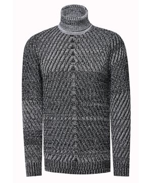Rusty Neal Herren Strick-Pullover
 
Passform: Casual Fit
Material: 70% Polyacryl, 30% Baumwolle
Gewicht: 600 gr
Herstellungsland: Türkei
Webart: Grobstrick
Kragenform: Rollkragen
 
ZUFRIEDENHEITSGARANTIE: Bei uns kaufen Sie ohne Risiko, da wir unbegründete Rückgaben akzeptieren und zeitlich die Rückzahlung Erstatten. Unsere Firmenphilosophie lautet nach wie vor: "Der Kunde ist König" unser Anliegen ist es zu jeder Zeit den bestmöglichen Service zu bieten mit Firmensitz: Deutschland
HERSTELLUNG/PRODUKTION: Als Gründer wie auch Hersteller, Designen und Produzieren wir unsere Produkte als Familienunternehmen von A-Z autonom, daher können wir Qualität garantieren wie auch ein optimales Preis-Leistungs-Verhältnis. Hergestellt unter fairen Arbeitsbedingungen mit hochwertigen Materialien welche schonend verarbeitet wurden (kein Chemiegeruch). Zeitloses Design aus dem Herkunftsland: Türkei
PASSFORM: Angefertigt aus qualitativ hochwertiger wie auch anschmiegsamer Baumwollmischung, garantiert dieser Pullover einen absolut bequemen Sitz mit Wohlfühlfaktor. Unser Model trägt bei einer Körpergröße von 1,85 m und einem Gewicht über 80 kg die Größe: M (Medium). An den Europäischen Markt angepasst bieten wir diesen Pullover in folgender Passform an: Casual Fit
ANLASS: Für die kalte Jahreszeit ist dieser Strickpullover sehr warm und bequem zu tragen, KEIN KRATZEN durch hochwertige Materialien und Verarbeitung, das zeitlose und doch Moderne Design garantiert einen Stilvollen Auftritt, ob im Büro oder Business Meetings wie auch Casual am Nachmittag oder als toller Akzent auf Partys oder anderen Veranstaltungen.
MASCHINENWÄSCHE: Durch die hochwertige Verarbeitung der Materialien treten nach der Wäsche keine Farbverluste auf, auch das Einlaufen des Pullovers ist kein Thema mehr! Qualität die sich auch nach unzähligen Waschgängen gewaschen hat!
 