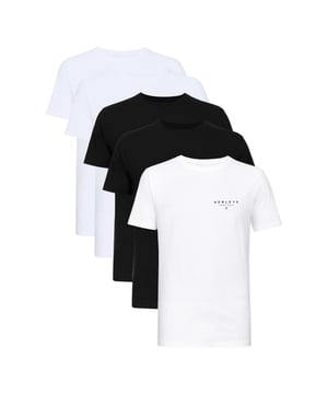 Material: Cotton. Design: Logo, Printed, Text. Neckline: Crew Neck. Sleeve-Type: Short-Sleeved. M: 40 in. L: 42 in. XL: 44 in. XXL: 46 in.