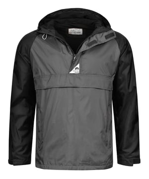 Arctic Seven regenjas voor heren - wind- en waterafstotende jas met fleecevoering

Dit hoogwaardige regenjack van Arctic Seven combineert bescherming tegen vocht en kou dankzij het waterafstotende Dry Tex - 3000 materiaal en de warme fleece voering. Lichtgewicht, comfortabel en functioneel - ideaal voor regenachtige en koele dagen.

Wind- en waterafstotend - robuust nylon bovenmateriaal

Volledig met fleece gevoerd - houdt je comfortabel warm, zelfs in mouwen en capuchon

Hoogsluitende kraag en verstelbare manchetten – optimale bescherming tegen wind

Twee zijzakken met ritsen - binnenkant met fleece voor warme handen

Capuchon met trekkoord - ook gevoerd met fleece aan de binnenkant

Halve rits - voor gemakkelijk aantrekken

Gedetailleerde afwerking – subtiel Arctic Seven-reliëf en logopatch

Materiaal:

Materiaal buitenkant: 100% nylon

Materiaal binnenkant: 100% polyester (met warme fleece voering)