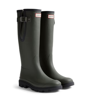 Introducing the Downpour Adjustable Tall Boot, with a sleek upper design and moulded lightweight rubber construction, this boot is finished with our heritage top binding and side gusset. The unique tread allows for outsole traction when walking.