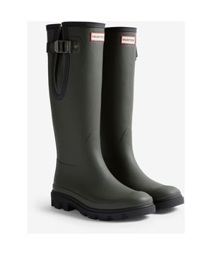 Introducing the Downpour Adjustable Tall Boot, with a sleek upper design and moulded lightweight rubber construction, this boot is finished with our heritage top binding and side gusset. The unique tread allows for outsole traction when walking.