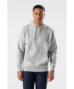Experimenta el estilo y la comodidad con nuestra sudadera con capucha en gris ceniza. Perfecta para hombres, esta sudadera con capucha está confeccionada con una lujosa mezcla de 70 % algodón y 30 % poliéster, que brinda suavidad y durabilidad. Ideal para cualquier ocasión informal, esta sudadera con capucha está diseñada con un corte clásico y un elegante color gris para combinar con cualquier atuendo. Ya sea que vayas al gimnasio o disfrutes de un día tranquilo en casa, esta sudadera con capucha te mantendrá luciendo y sintiéndote genial durante todo el día. Tiene un espacioso bolsillo canguro en la parte delantera, perfecto para guardar lo esencial o mantener las manos calientes. La capucha se puede ajustar con cordones para mayor comodidad y protección contra las inclemencias del tiempo.
