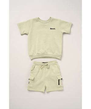 This easygoing Bench set includes a garment-dyed short sleeve sweatshirt, matching brushed sweat shorts and cotton-rich sports crew socks - perfect for chilled days and laid-back looks. Crafted from soft, breathable fabric with ribbed hems and an elasticated waistband for maximum comfort. Ideal for sporty spring styling or weekend lounging in style.