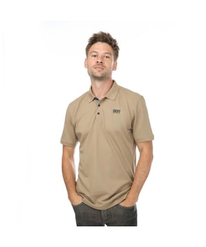 60% Katoen, 40% Polyester. Ontwerp: Logo, eenvoudig. Halsuitsnijding: Geribd, Omgeslagen kraag. Manchet: Ribbel. Mouwtype: Korte mouwen. Stoftechnologie: Ademend, Lichtgewicht. 3 knopenlijst. Geschikt: Regelmatig. S: 38 in. M: 40 in. L: 44 in. XL: 48 in.