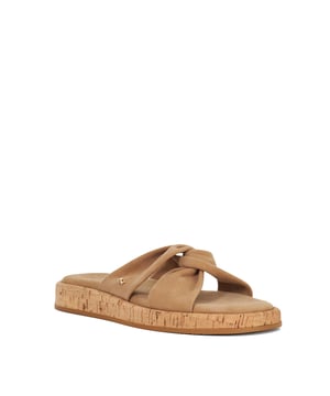 You'll fall in love with Lita after just one wear. Featuring a stylish knot strap and set on a comfortable cork wedge, these sandals a sunny-day style you need in your collection. Finished with subtle Dune London branding, Lita is a slip-on design that combines ease, elegance and effortless charm for all your warm-weather outings.