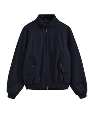 Materiaal: polyester, wol. Ontwerp: Eenvoudig. Manchet: Elastiek. Mouwtype: Met lange mouwen. Halslijn: Staande Kraag. Pasvorm: Relaxed model. Zakken: 2 zijzakken, knoopsluiting, klepsluiting. Bevestiging: Volledige ritssluiting. Zoom: Elastisch. M: 39 in. L: 43 in. XL: 44 in.