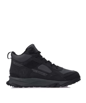 Mens Timberland Lincoln Peak Waterproof Boots in black.- Breathable and waterproof leather and synthetic upper.- Lace fastening.- Lightly padded ankle and tongue.- Tongue and heel pulls.- GORE-TEX ® for a permanently weatherproof and breathable membrane.- Lightly cushioned footbed.- CMEVA midsole.- Rubber sole.- Ref: A44KK0151