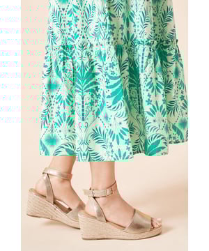 Clever details and good design make the Rebekah's the perfect summer footwear. Boasting espadrille-like flatform heels for added comfort and fastened with a side buckle for ease of wear. Style: Rebekah Peep Toe Wedges.  Ideal for: Casual.  Fit: Regular.  Heel height: Over 9cm/3.5".