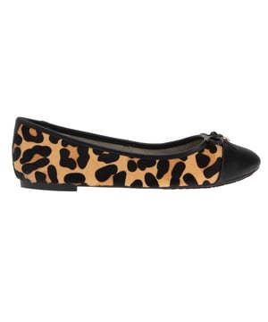 Bovenkant: Leder. Buitenzool: Rubber. Vlakke. Ontwerp: Strik, Luipaardmotief. Teenstijl: Amandel. Stijl: Ballet. Sluiting: Slip-on.