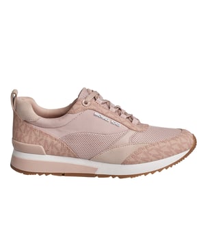 Die Mesh-Sneaker Allie Stride sind ideal, um jedem Look eine unwiderstehliche moderne Note zu verleihen. Dieser Low-Cut-Stil zeichnet sich durch schlichte Details und Canvas-Akzente mit exklusivem Druck aus. Außerdem sind sie mit dem legendären Michael Kors-Logo versehen, das jedem Schritt ein wenig Glanz verleiht. Sie eignen sich perfekt für den Weg vom Fitnessstudio in die Stadt.\n\n Details:\n - Mandelspitze.\n - Schnürverschluss.\n - Mesh/Canvas mit Logo-Aufdruck.\n - Details aus Leder und Wildleder.\n - Gepolsterte Textil-Innensohle.\n - Michael Kors-Logo auf der Rückseite und dem Spann.\n\n Mit einem guten Paar Designer-Sneakers für Damen kommen Sie überall hin. Egal ob beim Spaziergang, bei der Stadterkundung oder auf einer längeren Reise – mit den lässigen Damen-Sneakers kommen Sie stilvoll an Ihr Ziel. Wenn Sie nach einer frischen Interpretation eines Klassikers suchen, ist ein High-Top-Designer-Sneaker die beste Wahl. Die Silhouette dieser Sneaker im Retro-Stil passt sowohl zu verkürzten Jeans als auch zu Minikleidern hervorragend. Für Reisen sind Slipper die beste Wahl. Sie eignen sich ideal zum An- und Ausziehen bei der Sicherheitskontrolle und bieten hohen Tragekomfort beim Erkunden einer neuen Stadt.\n Komposition: 100 % Polyester; Fell\n Pflege:\nVerwenden Sie zum Reinigen der Oberfläche ein weiches, feuchtes Tuch.
