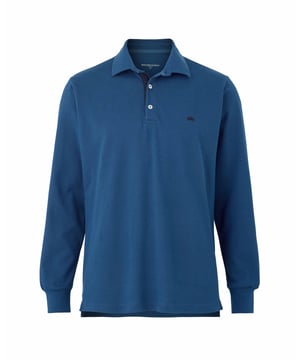 Our long-sleeved polos are a versatile addition to your smart-casual collection-proving a popular choice for weekends, working from home and dress-down Fridays. This version in denim blue has been made from a soft cotton-pique fabric in a classic fit for optimum comfort. There's contrast detailing on the inside neck placket, while our trademark crest embroidery and herringbone side slits finish things off. 180gram pique 100% cotton. Classic fit with long sleeve. Self fabric two piece collar. Contrast inside neck placket, cross stitching on button placket, crest embroidery and herringbone in side slit. 2 button placket. Contrast embroidered crest on chest. Machine wash at 30°C.