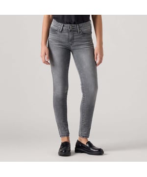 Gulp met rits.Compleet met een flatterende bredere tailleband en een dubbele knoopsluiting.5-pocket styling.Stretch.Heeft een taille-accentuerende hoge stijging.Fitted door de heup en dij.