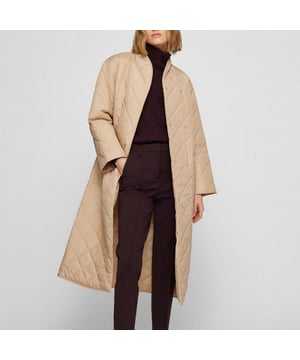 Dames Boss Palotta Jacket in beige.- Opstaande kraag.- Double-breasted drukknoopsluiting vooraan.- Opgezette zak in de taille en aan de binnenkant.- Zelfklevende riem.- Ref: 50466533278