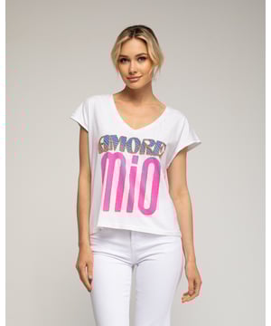 T-shirt met geschilderde tekst "amore mio " en kralen