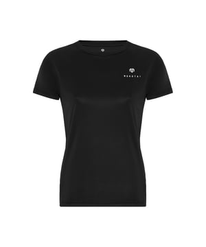 Unser leichtestes Performance-Shirt überzeugt mit einem cleanen Look und sportlicher Funktionalität.
Das ultraleichte Material bietet maximale Bewegungsfreiheit und ein luftiges Tragegefühl.
Ein dezentes Logo auf der Brust verleiht dem Shirt eine edle Note.
Ideal für intensives Training und warme Tage – dein neuer Begleiter für Komfort mit Stil.