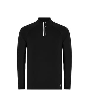 Das Training Dry Half Zip Top kombiniert atmungsaktives Design mit sportlichem Style.
Der leichte, weich angeraute Stoff sorgt für ein angenehmes Hautgefühl – ideal für intensives Training oder kühle Outdoor-Sessions.
Ein Mesh-Einsatz am Rücken verbessert die Luftzirkulation, während reflektierende Elemente an Zipper und Print für Sichtbarkeit bei schlechten Lichtverhältnissen sorgen.
Daumenlöcher an den Bündchen halten die Ärmel in Position, damit du dich voll auf dein Workout konzentrieren kannst.
Ein durchdachtes Layer für Performance mit Komfort.